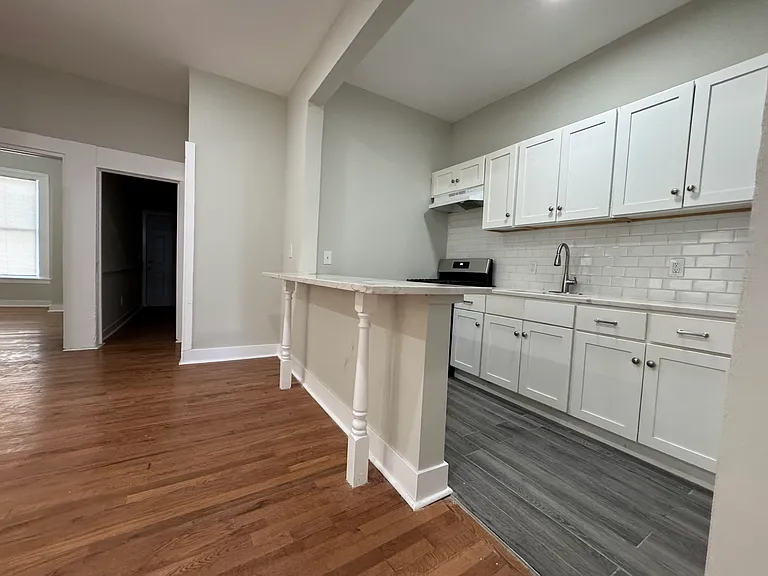 235 Davenport Ave #1A — Photo 11