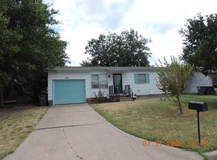 908 SW 35th St, Lawton, OK 73505