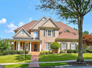 1043 Meadow Club Ct, Suwanee, GA 30024