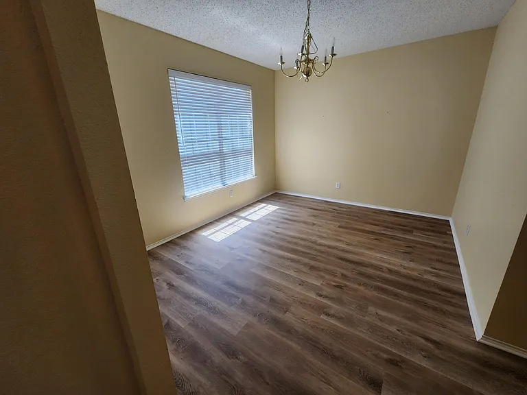 1507 Timber Ridge Dr — Photo 7