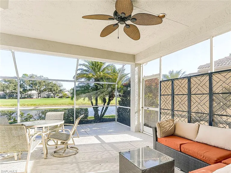 8529 Fairway Bend Dr — Photo 4