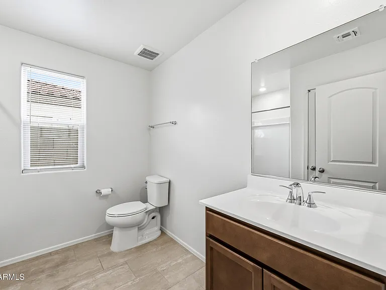 24661 W Jessica Ln — Photo 5