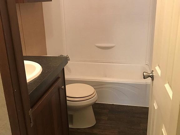 5th image of 412 Sunridge Pl