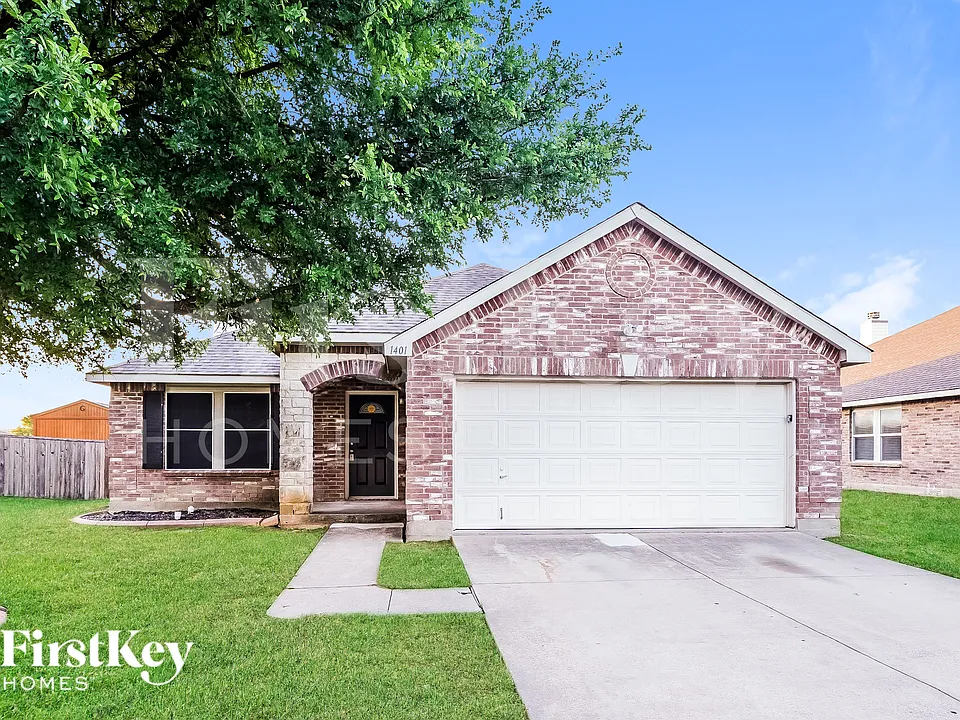 1401 Krista Dr
