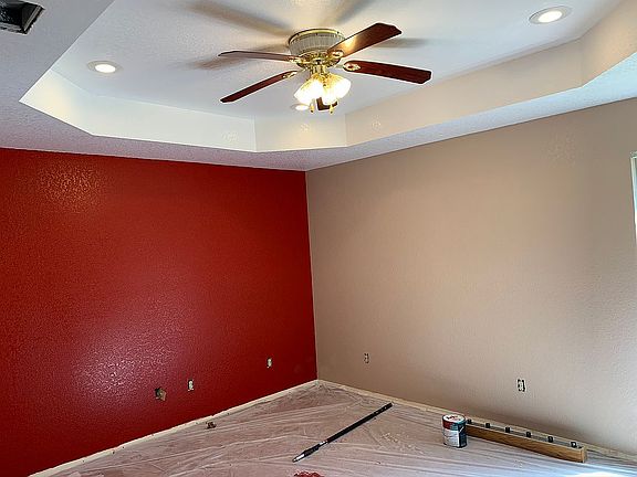 4th image of 2025 Montgomery Dr