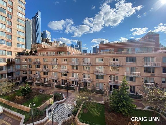 4th image of 393 W 49th St APT 5OO