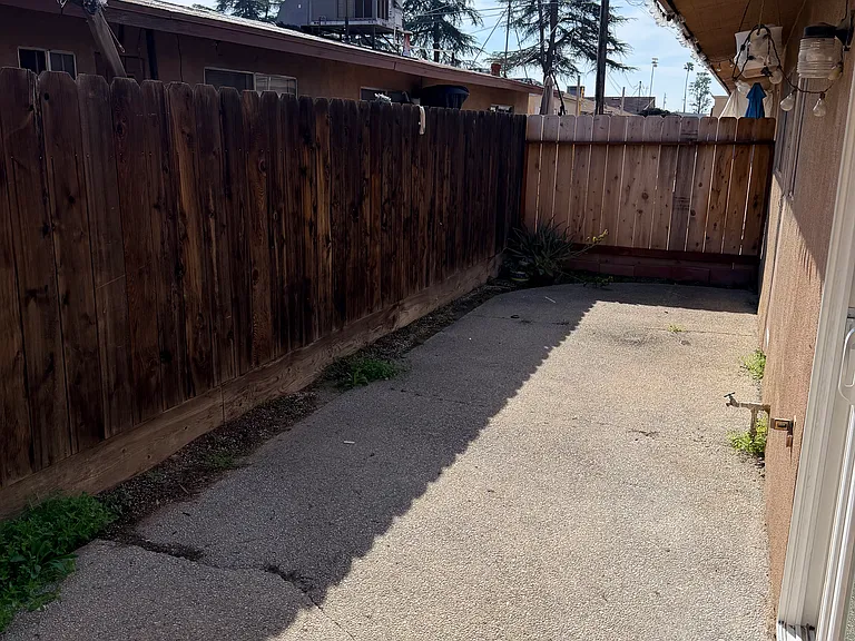 40 W Beverly Dr — Photo 13