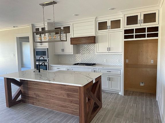 5th image of 15910 Cabo Blanco Dr