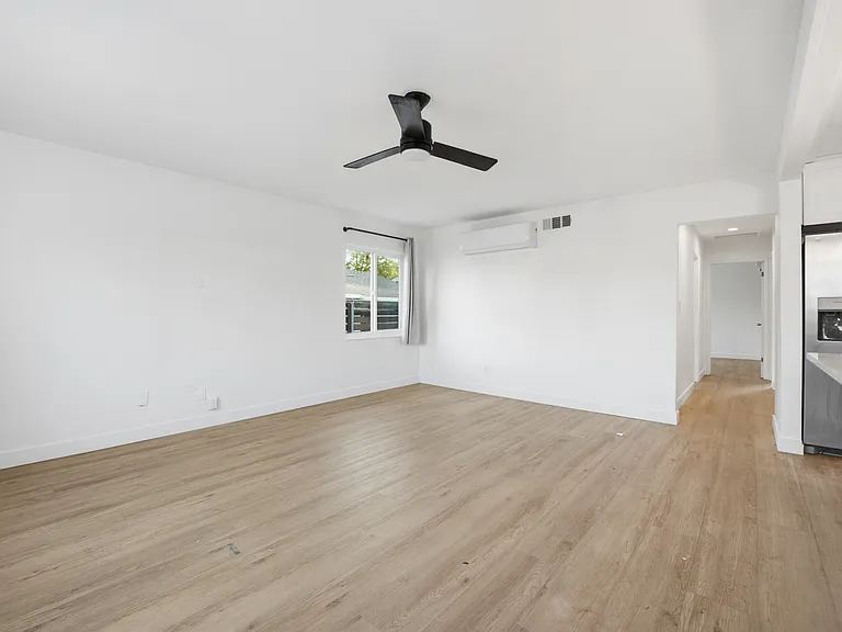 740 Cotton St — Photo 6