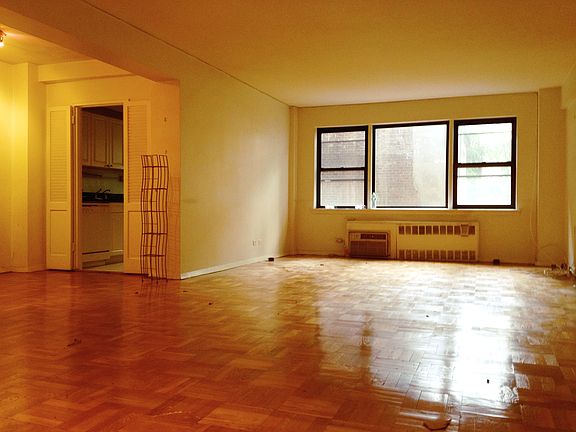 4th image of 20 Beekman Pl APT 2a