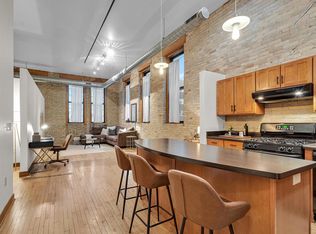 1017 S 2nd St UNIT 207, Milwaukee, WI 53204