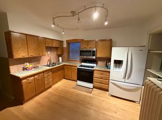 6253 W Holbrook St #2, Chicago, IL 60646