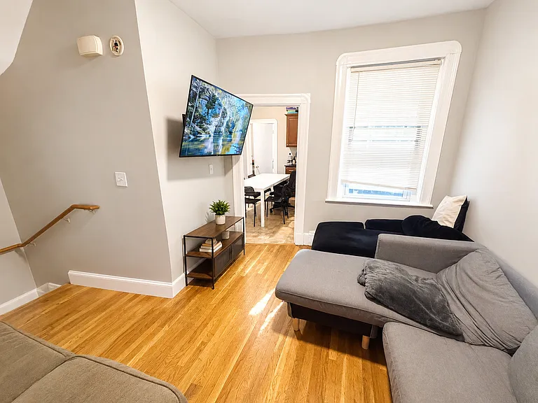 9 Noyes Pl #1A — Photo 7
