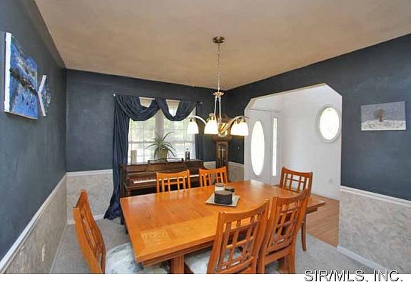 2nd image of 4731 Paule Ln