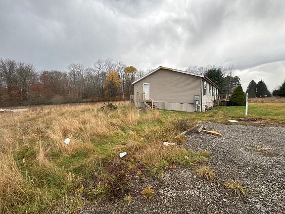 4th image of 128 Gilfoyle Rd