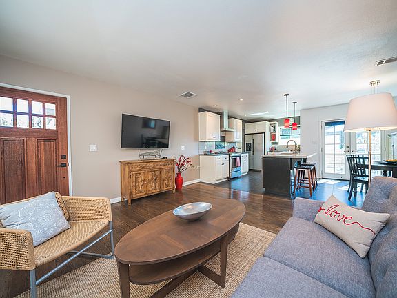 4th image of 6217 Hillandale Dr