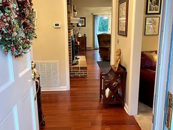 3rd image of 1612 S Kaywood Dr