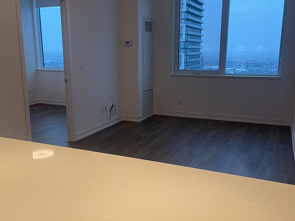 4th image of 25 Nicholas Ave #412