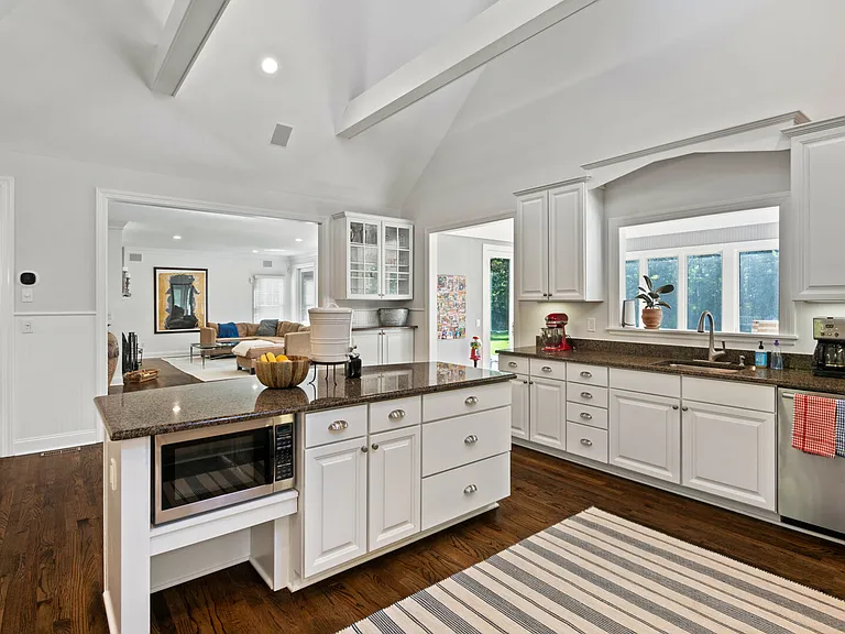 207 Six Pole Hwy — Photo 10