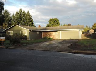 694 N Aspen St, Canby, OR 97013