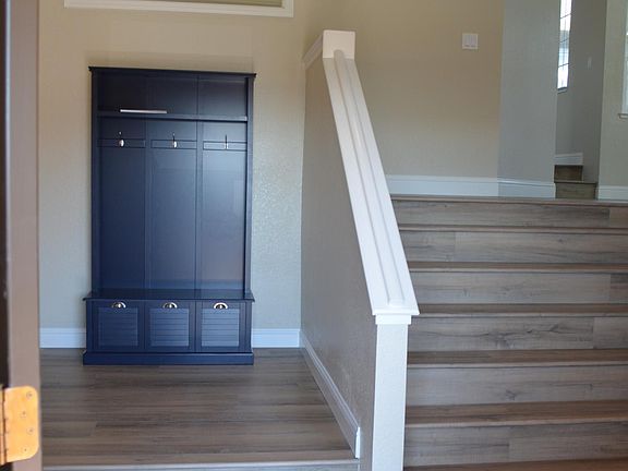 3rd image of 1137 Lantern View Dr