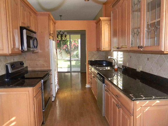 2nd image of 2245 SW Mayflower Dr