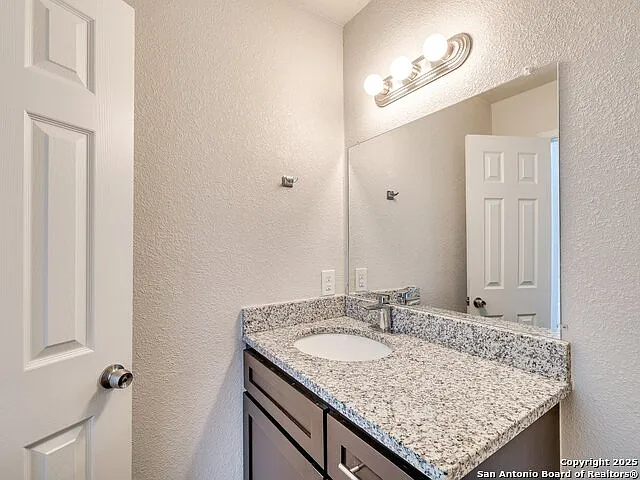 100 Lorenz Rd #1501 — Photo 34