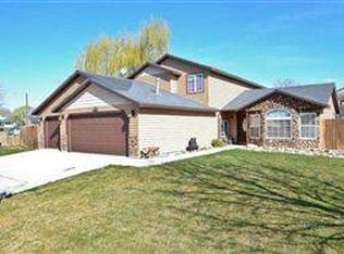 2516 Sunflower Dr, Nampa, ID 83686