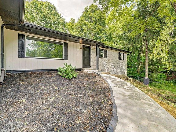 2nd image of 4290 W Crestwood Dr