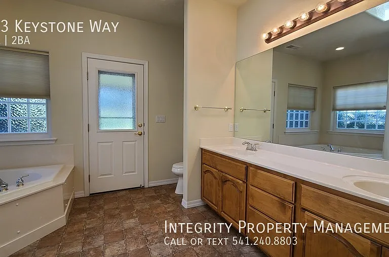 233 Keystone Way — Photo 22