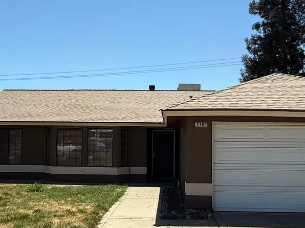 2407 Sarah Cir, Selma, CA 93662