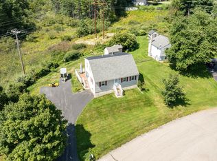 2 Toftree Ln, Dover, NH 03820