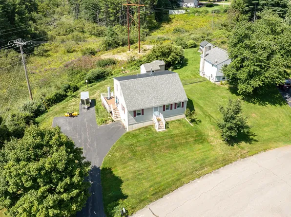 2 Toftree Lane, Dover, NH 03820