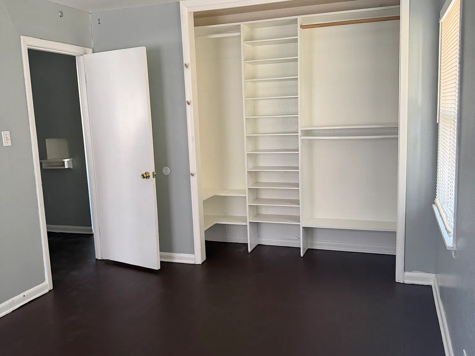 3 bed, 1.5 bath, 1400 sqft, $1,890 — Photo 4