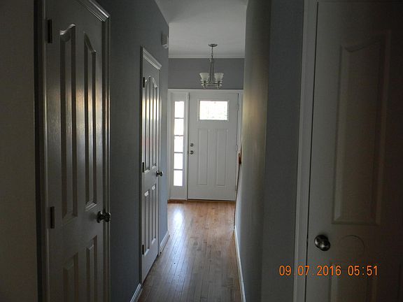 4th image of 9508 Dabney Ct