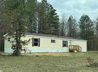 1907 S M 37, Mesick, MI 49668