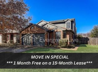 3121 Twisted Vine Ln, Grand Prairie, TX 75052