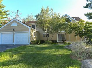 123 Fieldpoint Dr, Irvington, NY 10533
