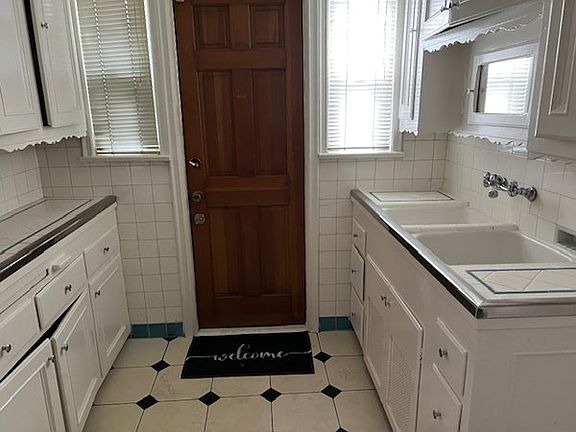 2nd image of 356 S Elm Dr #3