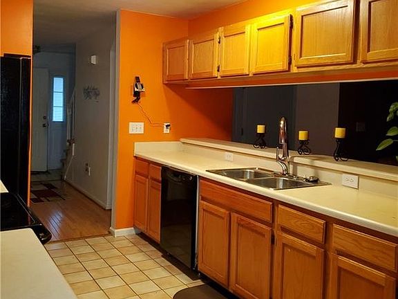 2nd image of 2912 Fishduck Ct
