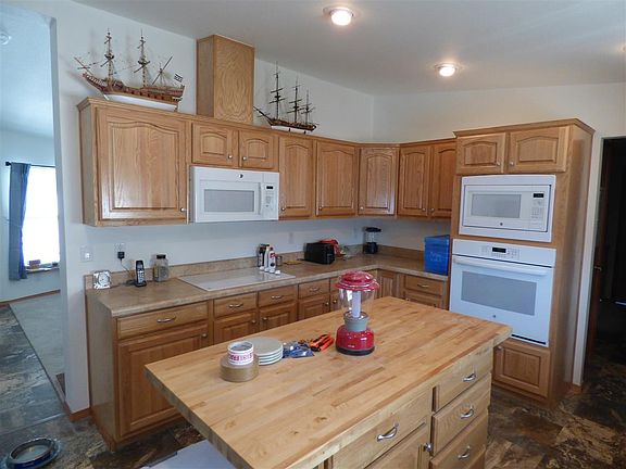 4th image of 19316 E Baldwin Ln