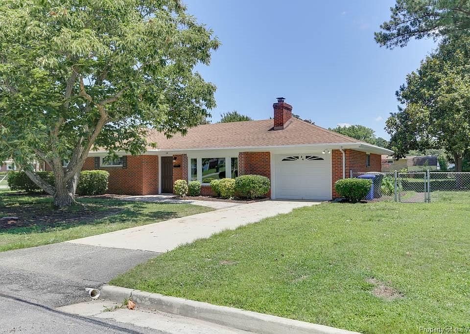 1st image of 24 McKinley Dr