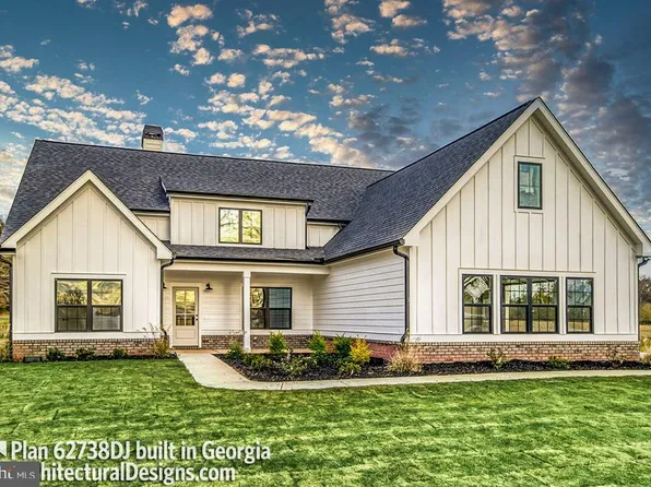 3211 Wrangle Hill Rd, Bear, DE 19701