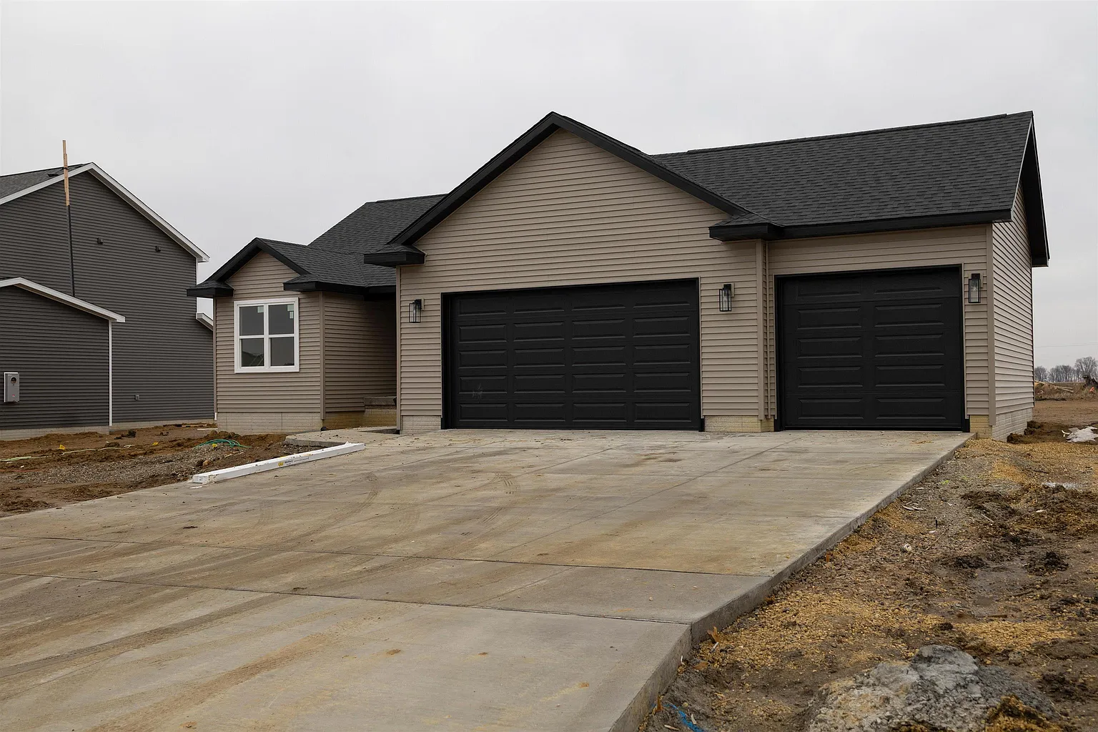 235 Bordner Dr photo 1