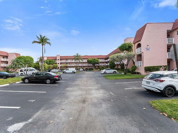 2nd image of 9401 Sunrise Lakes Blvd APT 307
