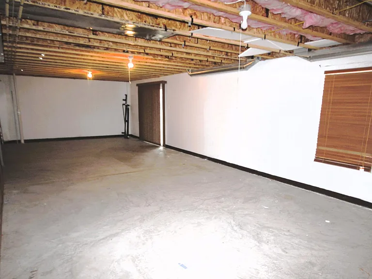 2560 Amber Willow Ct — Photo 13