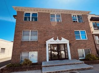 634 S Broad St, Elizabeth, NJ 07202