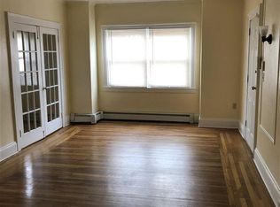 1610 Chapel St, New Haven, CT 06511