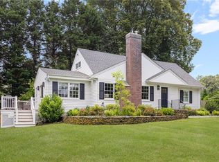 10 Linden Gate Ln, Newport, RI 02840