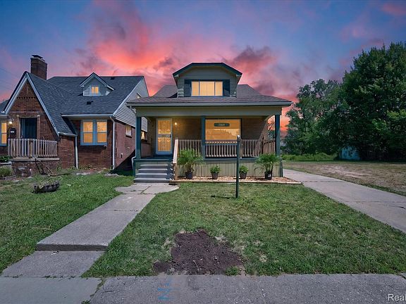 4th image of 5808 Wayburn St